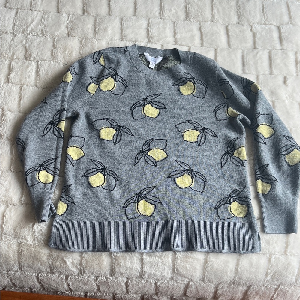 Lemon print sweater 3/$20